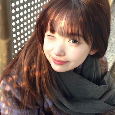 女孩和蜘蛛